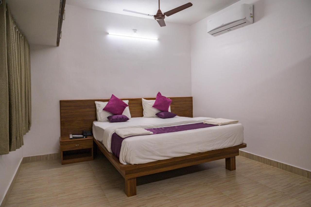 Shoolin Resorts มานิปาลา ภายนอก รูปภาพ